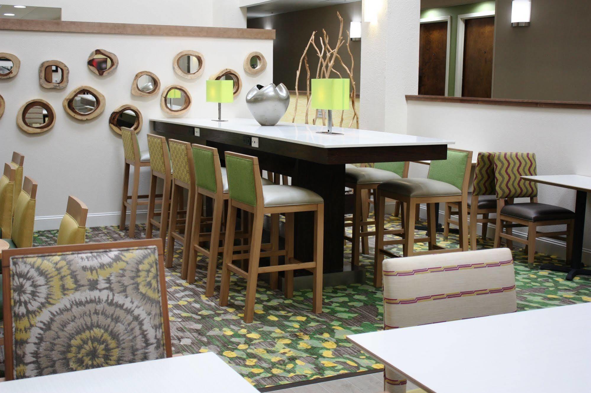 Hampton Inn Cartersville Bagian luar foto